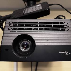 Optoma uhl55 4k投影機