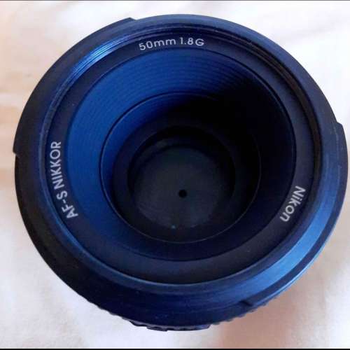 Nikon d90 機身 + 直倒 + Nikon af-s 50mm f1.8g