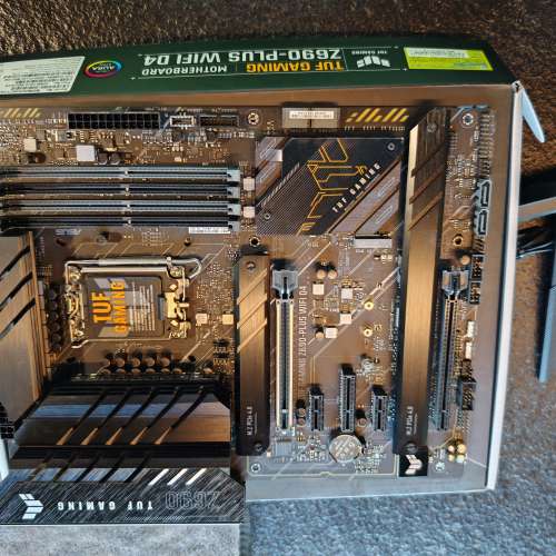 i9 12900K CPU+Asus TUF Gaming Z690 Plus wiff D4+ 32G DDR4