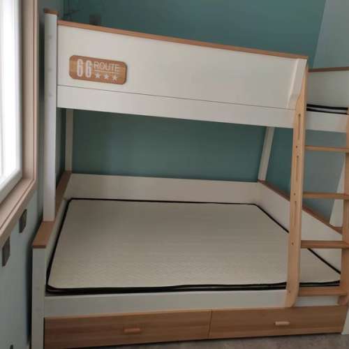 1Solid wood bunk bed