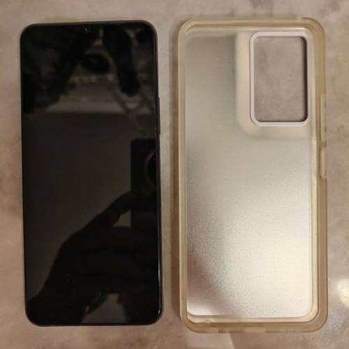 超靚仔9成新已過保FULL BOX SET港行Vivo Y76 5G黑色 8+128GB