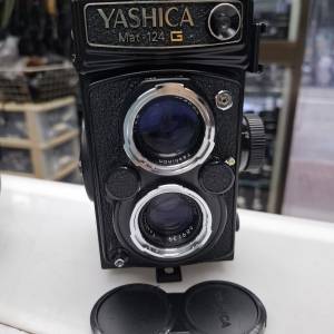 YASHICA 124G 6x6 YASHINON 80MM F3.5 95% NEW