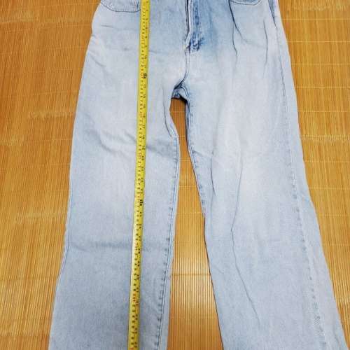 新淨 男裝淺藍色寬鬆牛仔褲 jeans light blue