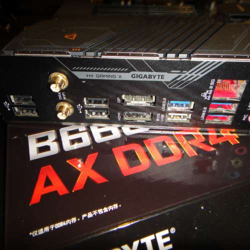 技嘉 B660M GAMING X AX MATX主版 ((windows10Pro授權碼)) Socket 1700