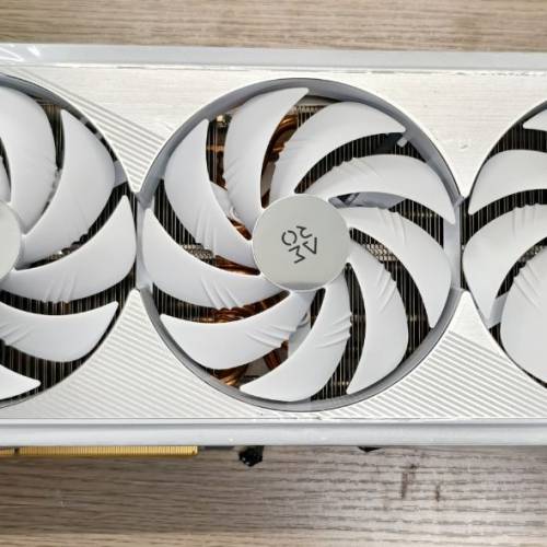 RTX4090 AERO（散熱器）