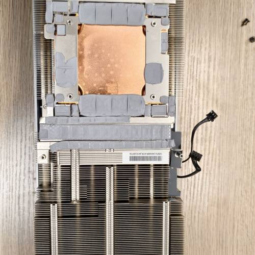 RTX4090 AERO（散熱器）