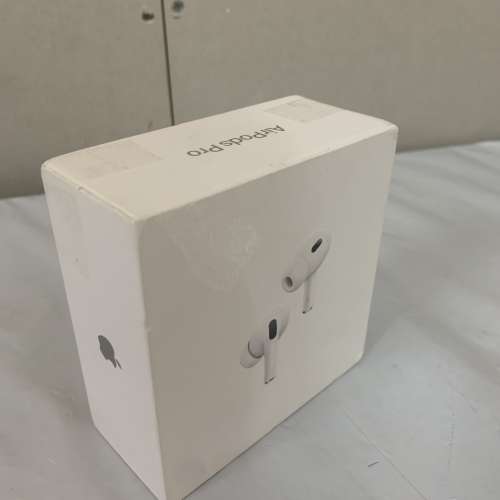 99%New Apple AirPods Pro 2 MagSafe Case (USB-C) MTJV3, 保到27-8-2025