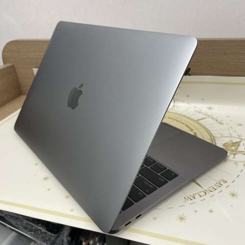(荃灣實體店，新淨頂配靚機😍，超高質素，i7❤‍🔥新款type c充電)Apple macbook p...