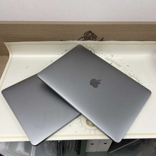 (荃灣實體店，新淨靚機😍，超高質素，i5/i7❤‍🔥新款type c充電)Apple macbook pr...