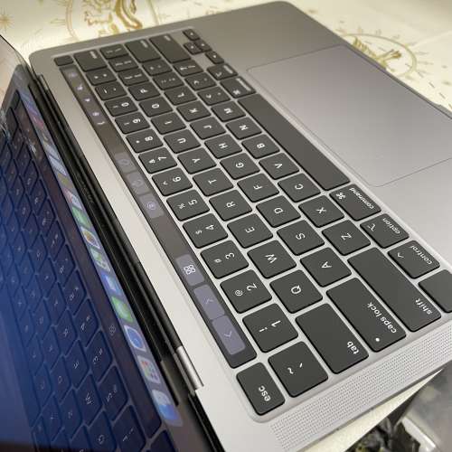 (荃灣實體店，頂配touch bar😍)Apple macbook pro 2020/i7/16GB ram/512GB ssd/最...
