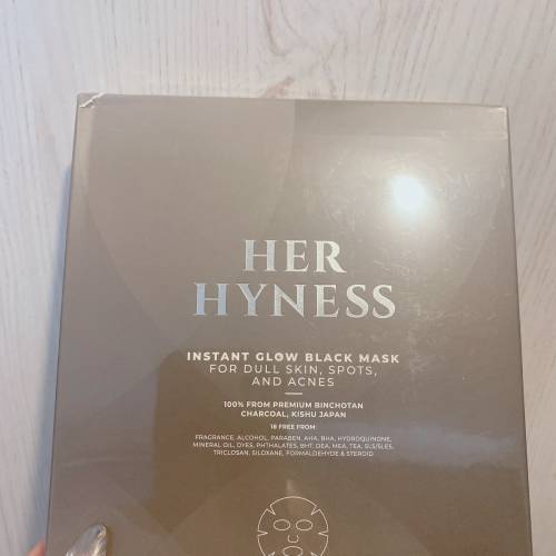 HER HYNESS Instant Glow Black Mask