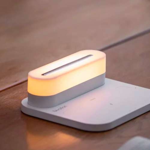 Qivation 光觸媒無線充電座 Plus 無線LED枱橙