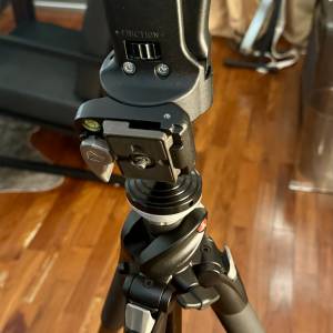 Manfrotto 322RC2 + 055XPROB
