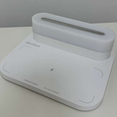 Qivation 光觸媒無線充電座 Plus 無線LED枱橙