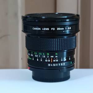 罕有極新淨Canon FD 20mm f2.8 大光圈鏡.  FD 系列中，小有金屬鏡身設計製造。