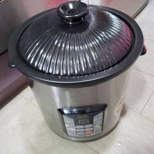 Goldenwell 金樂 黑晶陶瓷御品鍋
9 Litres GBC 138C