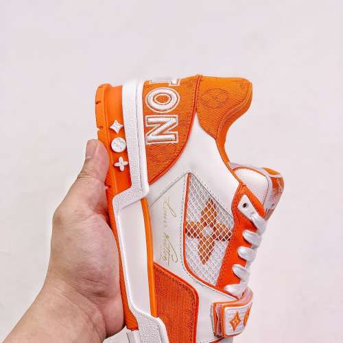 Louis Vuitton運動鞋低幫