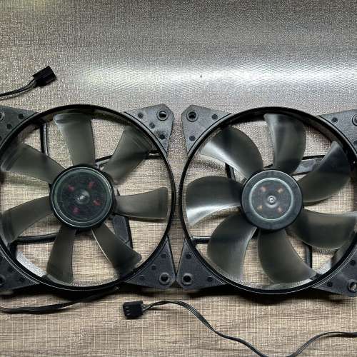 Cooler Master 12cm 風扇兩把