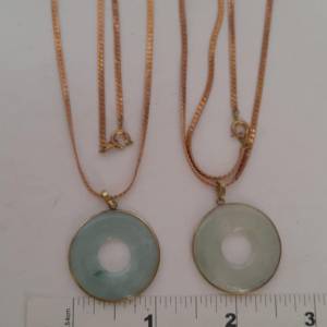 兩個約30mm 包銅框平安扣連原色十八吋銅鏈,每套150元兩套250元noD11.12.24