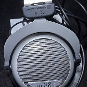 Beyerdynamic DT 880 Edition (250ohm) 半開放式監聽耳機