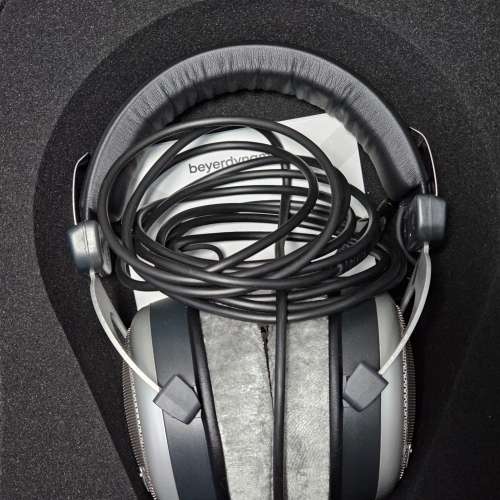 Beyerdynamic DT 880 Edition (250ohm) 半開放式監聽耳機