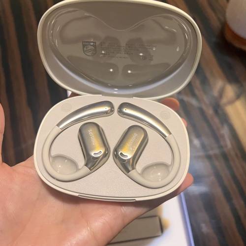 PHILIPS 飛利浦無線掛耳式耳機 Earphones TAT3739 黑色/白色