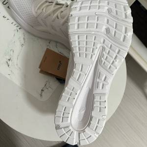 購自日本asics珍珠白波鞋