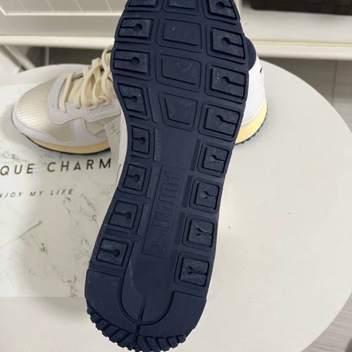 購白日本puma波鞋袗牛仔褲一流