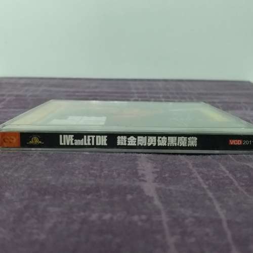 90% 新 007 系列 鐵金剛勇破黑魔黨 Live And Let Die 1973 年上映電影 VCD