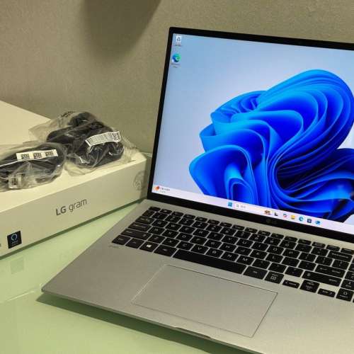LG Gram 16吋 i7 1.19kg 極輕 Notebook Laptop Windows 11
