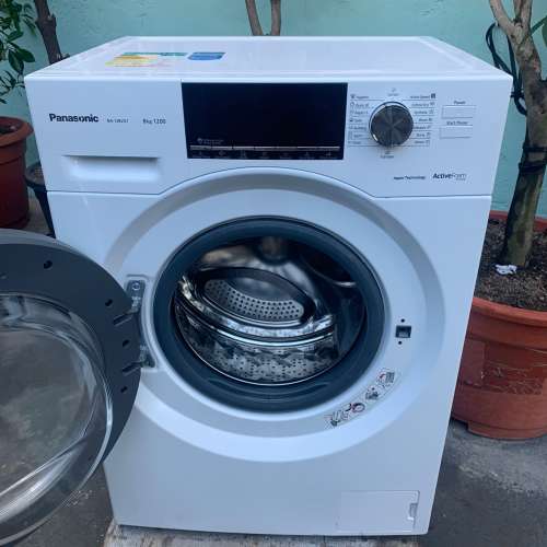 Panasonic 樂聲 「愛衫號」前置式洗衣機 (8kg, 1200轉/分鐘) NA-128VG7