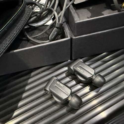 Sony XBA-Z5 with MUC-M12SB1