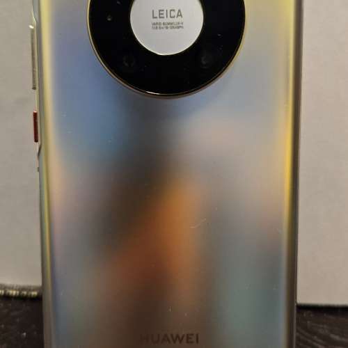 Huawei mate 40 pro 8+256Gb 金色 9 成新