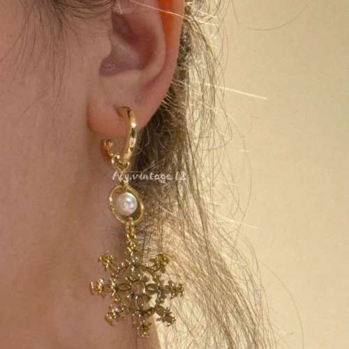 ✨（包順豐站/櫃）❄️正品現貨✨2024 Chanel雪花吊飾耳環✨