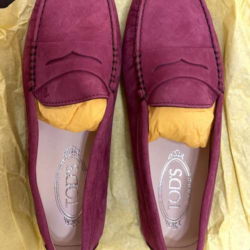 TODS loafers 豆豆鞋