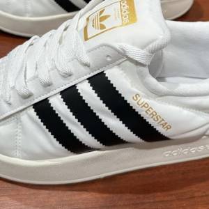 adiadas superstar 38碼
