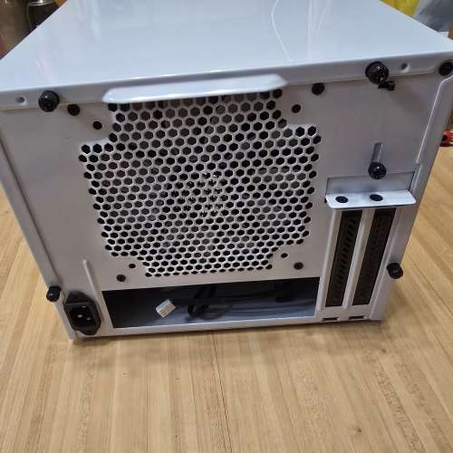 Fratal Design Node 304 Mini-ITX Case (White)