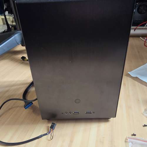 Lian Li PC-Q04 Mini-ITX Case