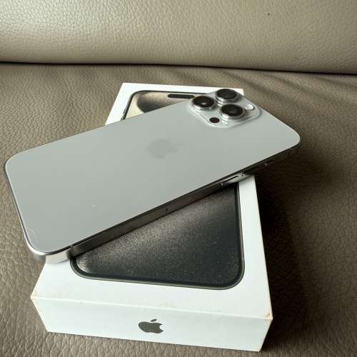 完美無花 香港行貨 iPhone 15 pro Max 1TB 原色 鈦金屬 Natural Titianium