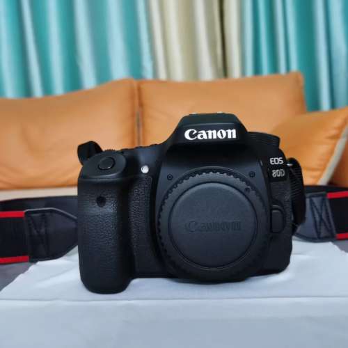 98新個人閒置canon 佳能80d單反相機旗艦整套，拍照錄視頻沒有雜音，出片好看，街拍...