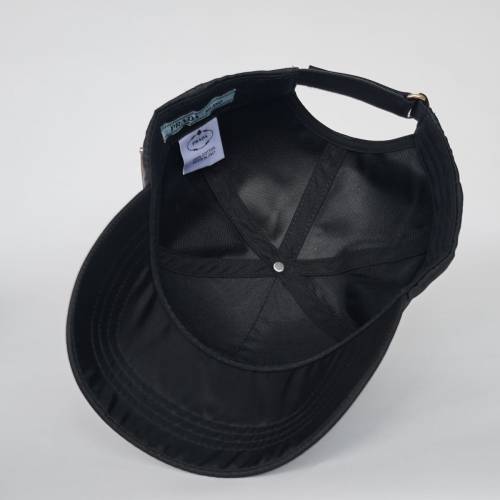 Prada 黑色鴨舌帽