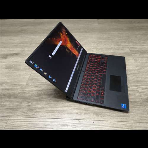 Lenovo gaming y7000 i7 16g ram 256ssd+500g hd.nvidia rtx2060.144hz