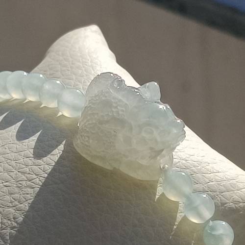 🎀緬甸天然A貨冰膠翡翠金蟾手串🎀