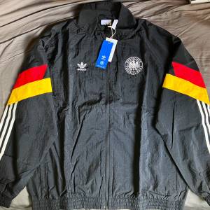 1992 德國 復刻 jacket aisa size XL (國際碼 size L)