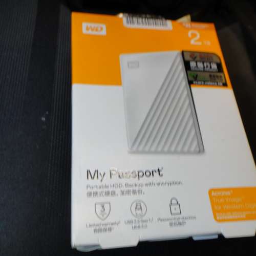 全新 WD - My Passport 2TB 可攜式硬碟 (白色) (WDBYVG0020BWT-CESN)