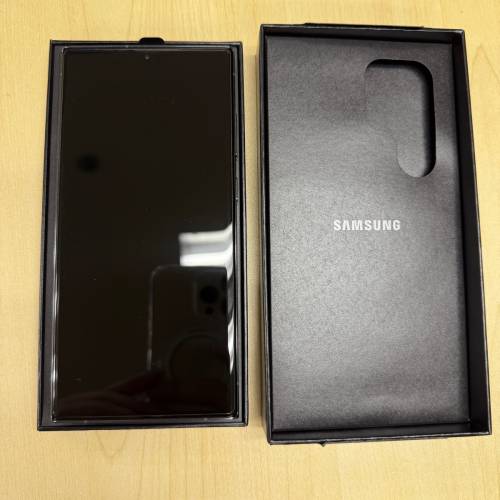 99%新Samsung Galaxy s23 Ultra 綠12+256G