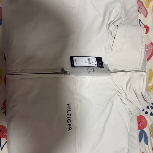 賣全新tommy 防水外套 $650