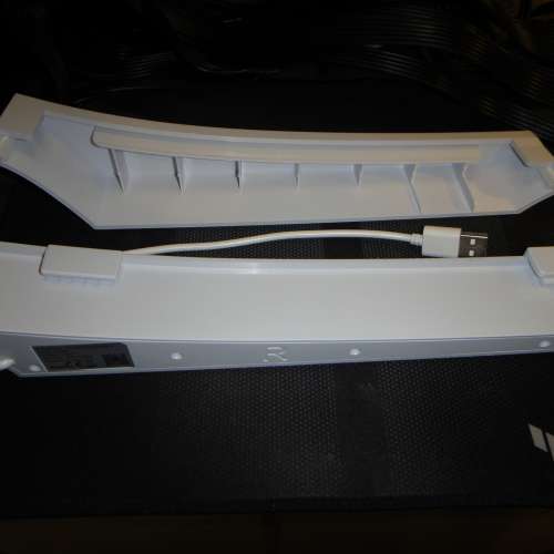 Ipega PG 5032 控制台壁掛式支架適用於 PS5 機架 帶 4 個 USB 充電器連接埠適用於 ...