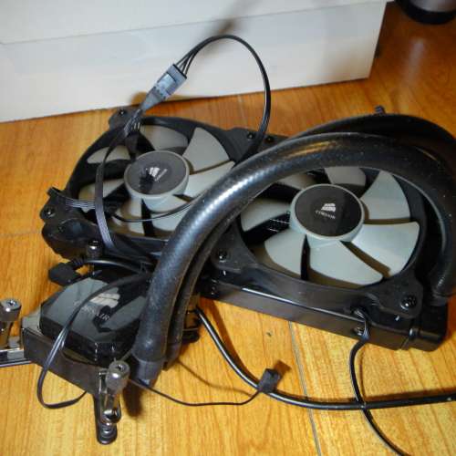 水冷 CW-9060009-WW Corsair Hydro H100i 極致效能 CPU 散熱器