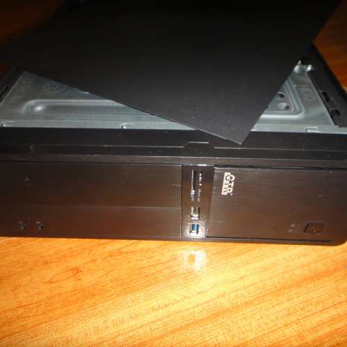 GTR 小機箱，可裝MATX主版